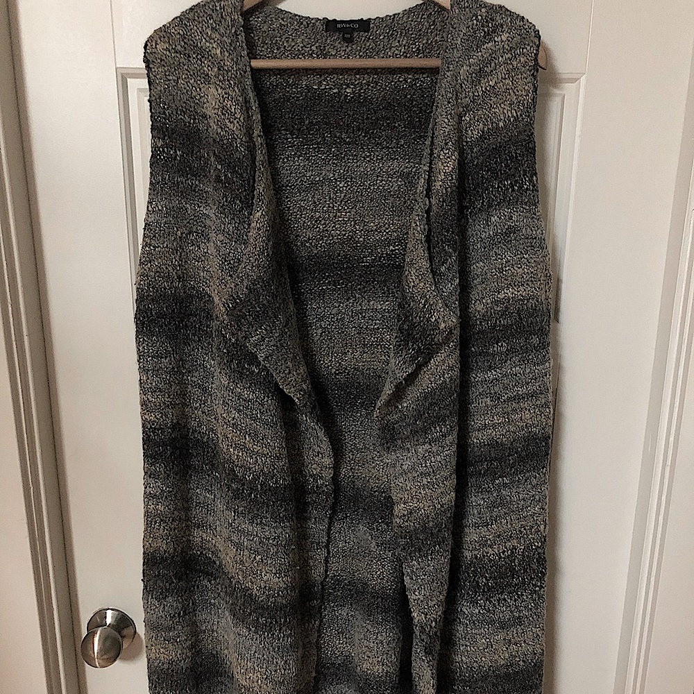 RW&CO sleeveless cardigan in textured knit